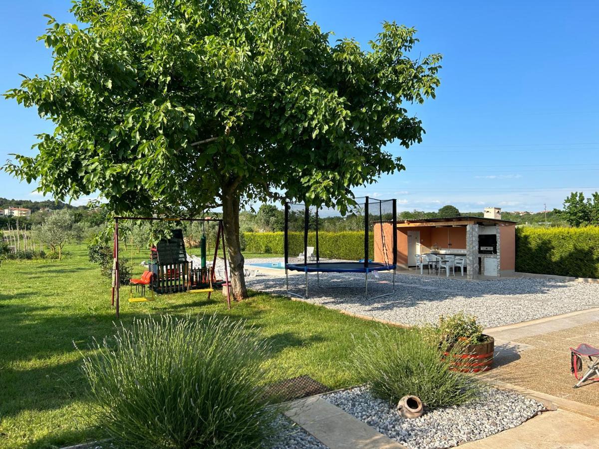 Dora House With Wifi And Outdoor Swimming Pool Villa Pula Exterior foto